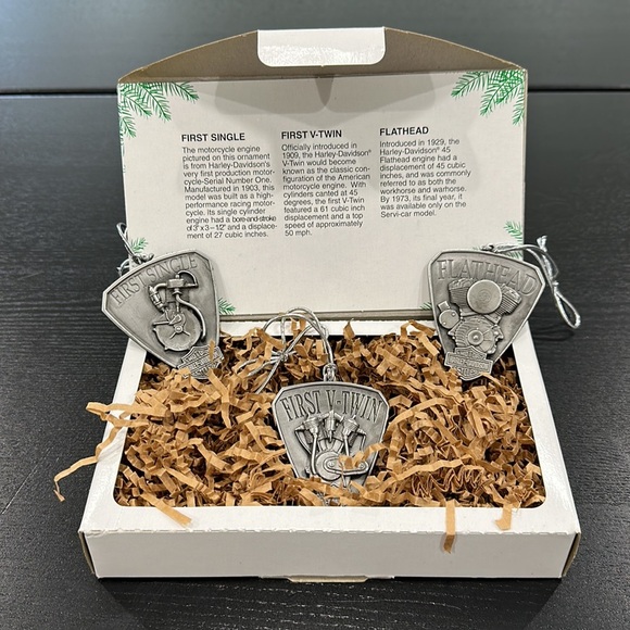 Harley-Davidson Vintage Engine Ornament Set - Picture 3 of 7